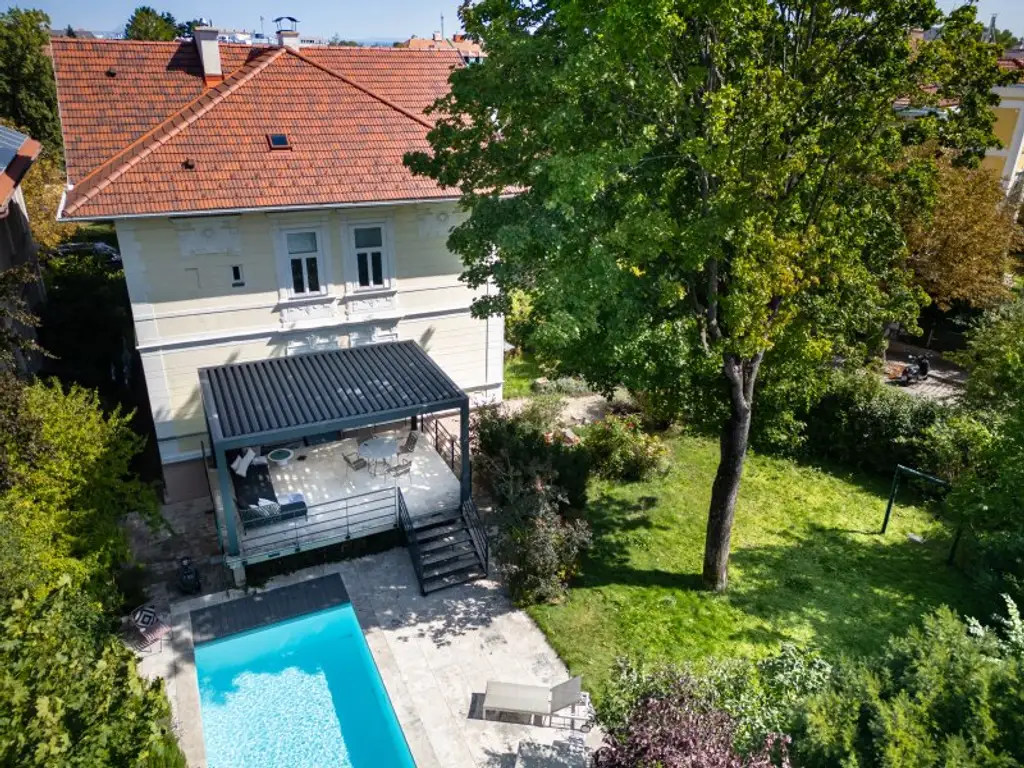 Liebevoll kernsanierte Traumvilla in Top Lage - eine seltene Gelegenheit!