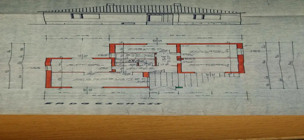 Charmantes Einfamilienhaus mit großem Garten und Potenzial