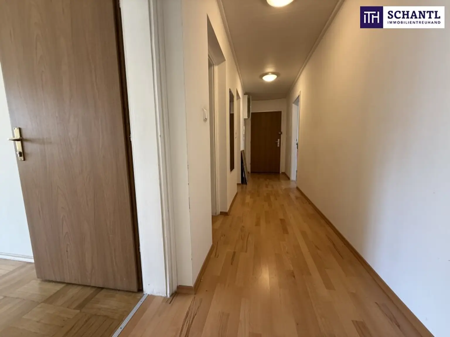 Traumhafte 3-Zimmer-Wohnung in Graz mit Schlossberg-Blick in idyllischer Ruhelage!