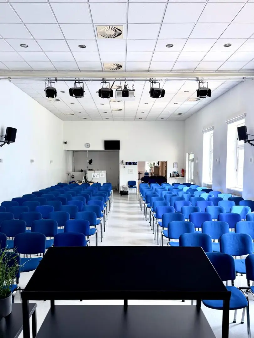 EG 4 Saal vorne