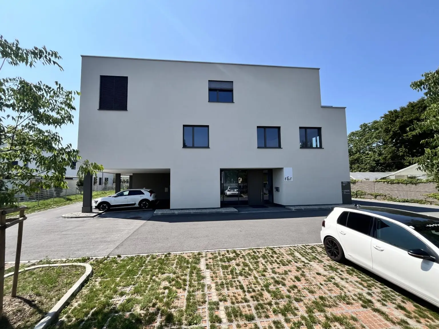 Bürogebäude Ost-Ansicht