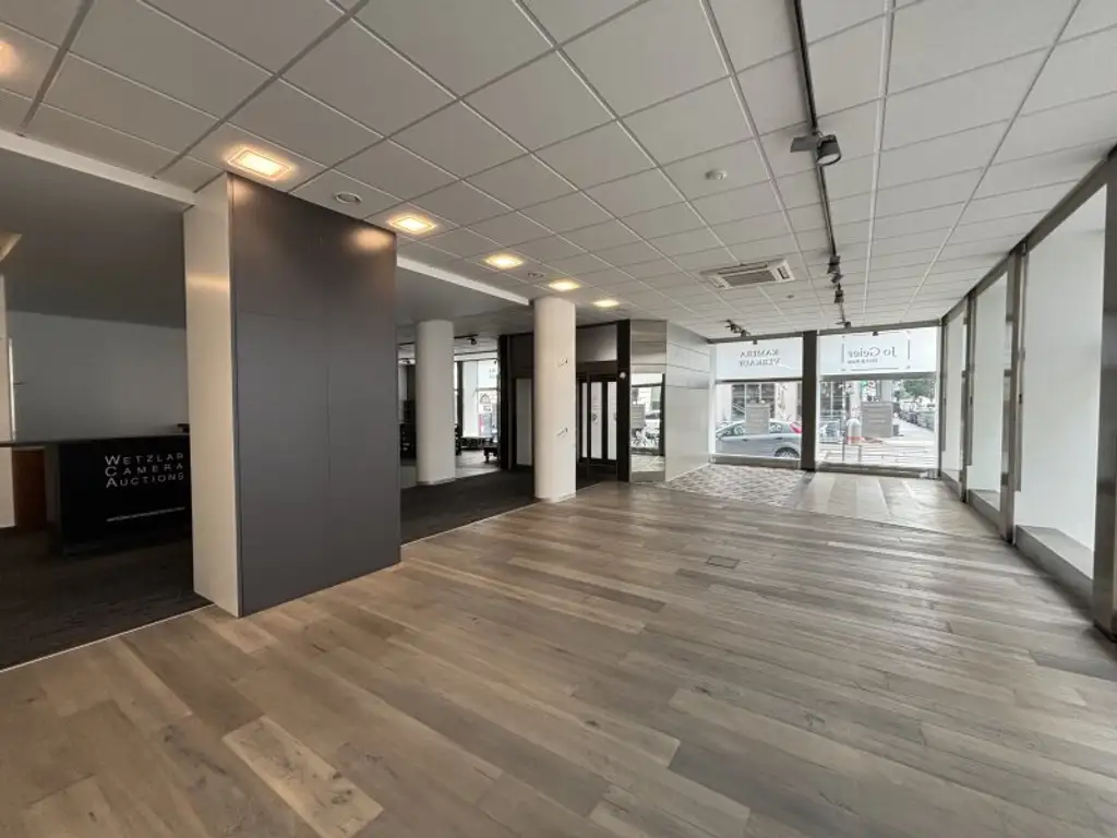 GESCHÄFTSLOKAL + FREQUENZLAGE + WESTBAHNSTRASSE!