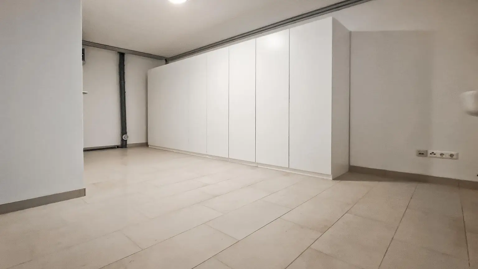 Niedrigenergie-Doppelhaushälfte in Mauer. 5 Zimmer, Terrasse, Garten und Autostellplatz