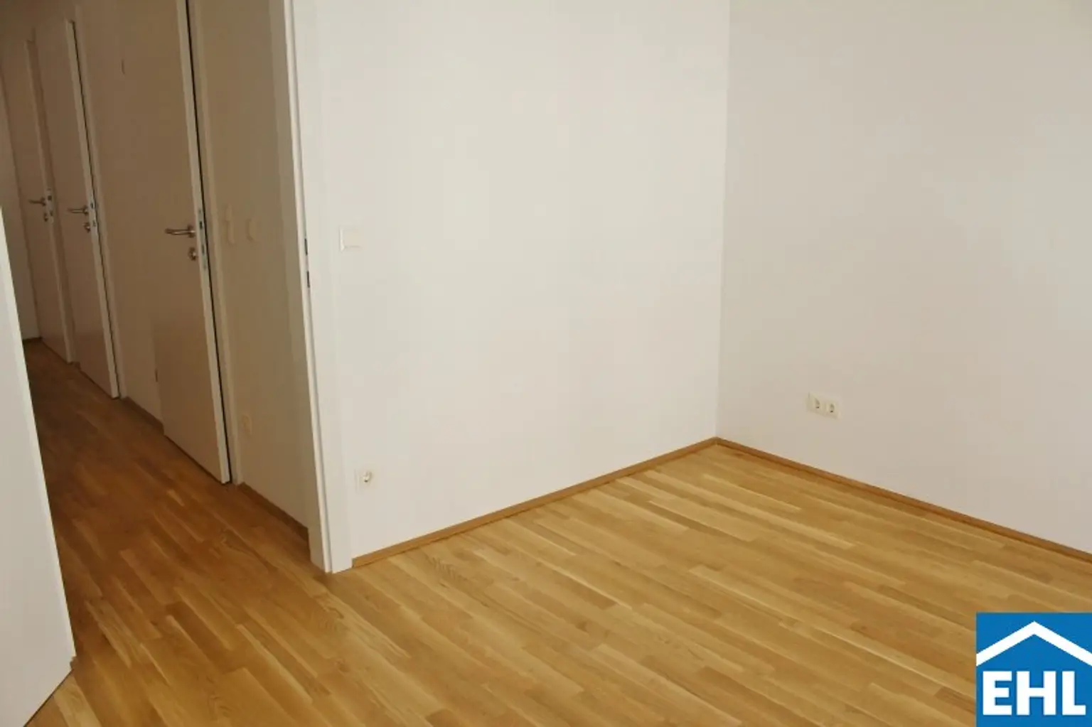 Schlafzimmer 1.1