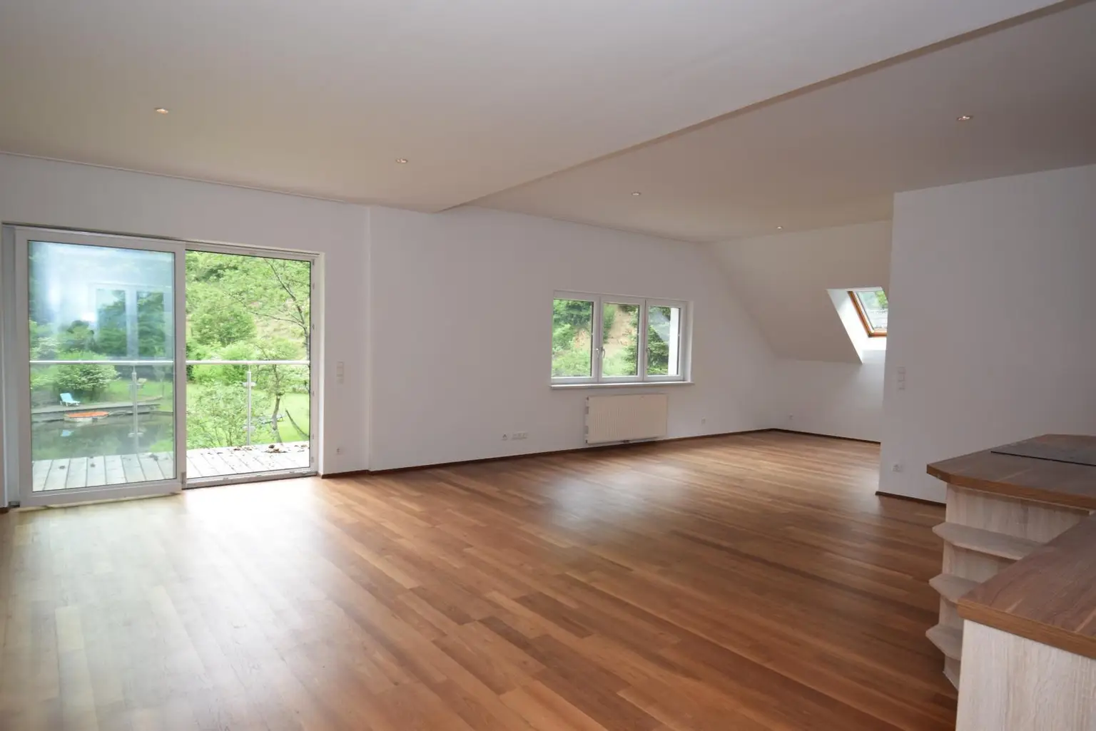 TOP 4 großes Wohn-Esszimmer mit Küche