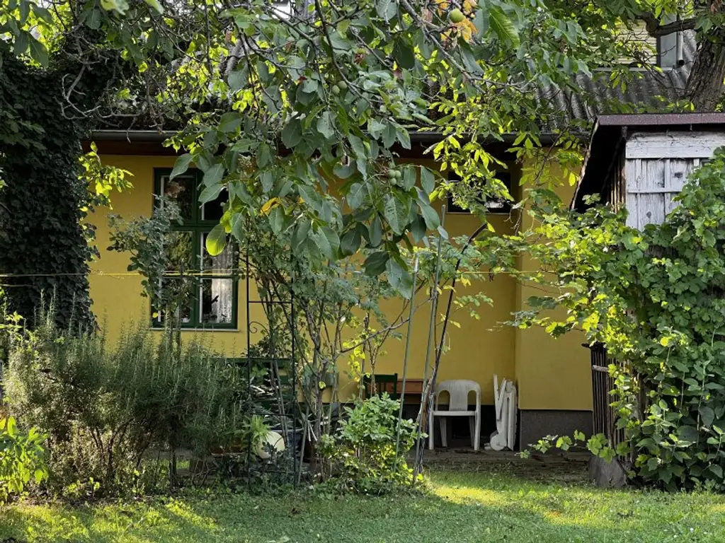Entzückendes Einfamilienhaus mit Garten in zentraler Lage Deutsch-Wagrams