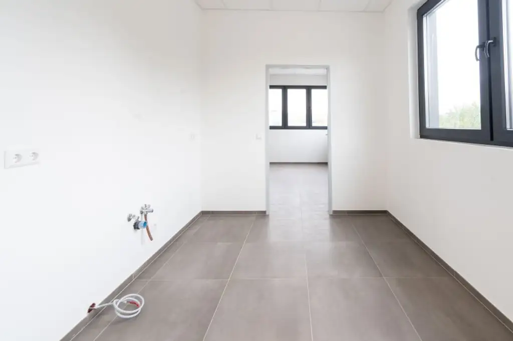 Gewerbeobjekt TOP 1 mit Werkstatt und Büros in Buchkirchen zu kaufen!