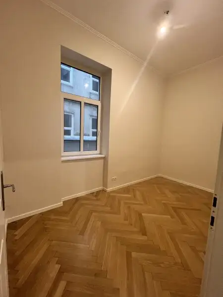 Charmante hofseitig ausgerichtete Erdgeschosswohnung mit Geschichte in direkter Praternähe