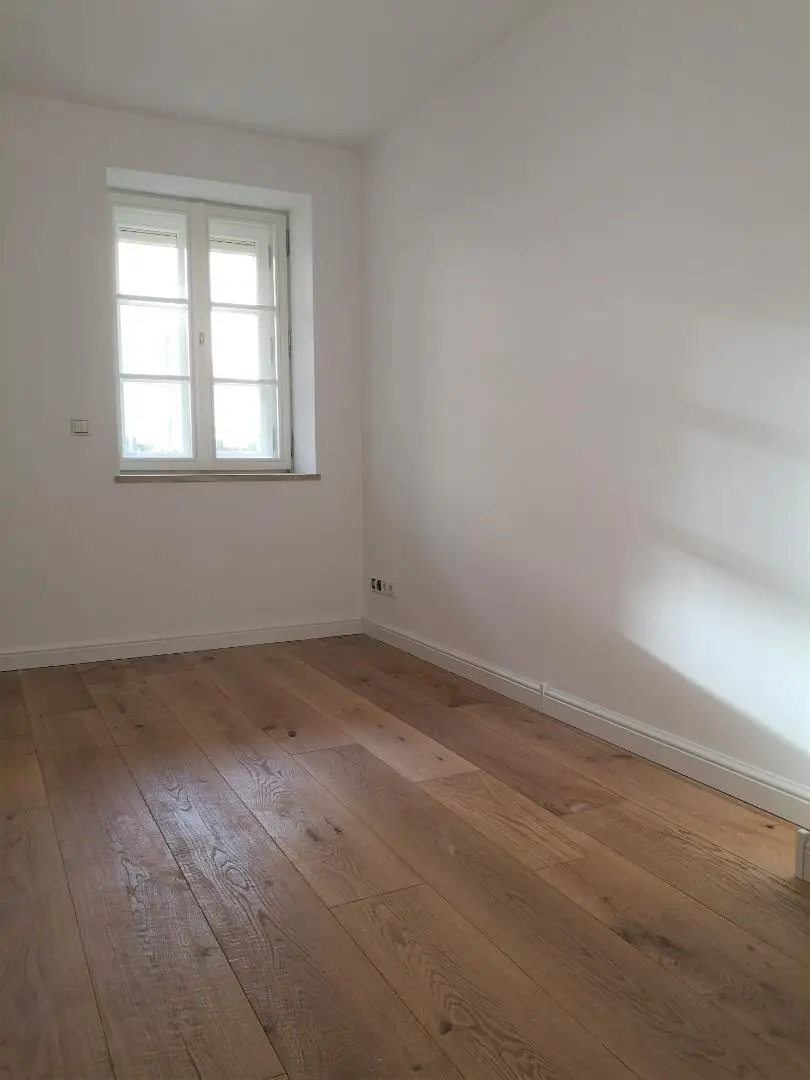 Barrierefreie, sehr sonnige Gartenwohnung mit 4 Zimmer - In bester und sehr beliebter Wohngegend im grünen Ober St. Veit.