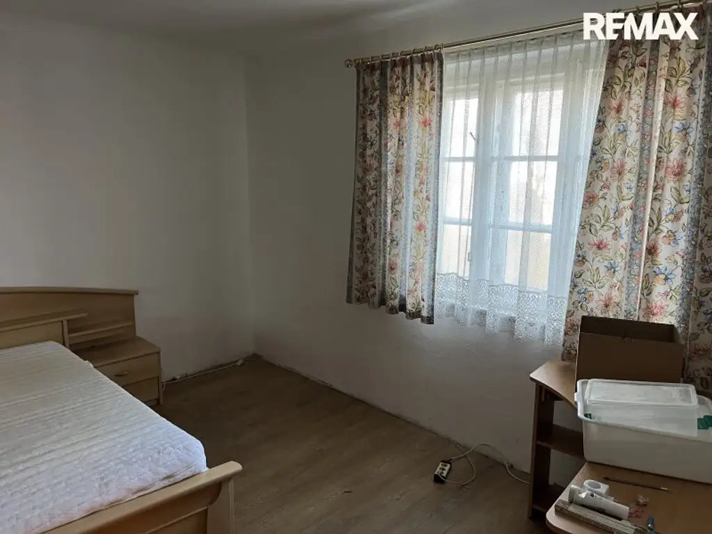 Traumhaftes Baugrundstück mit Altbestand in Wiener Neustadt!