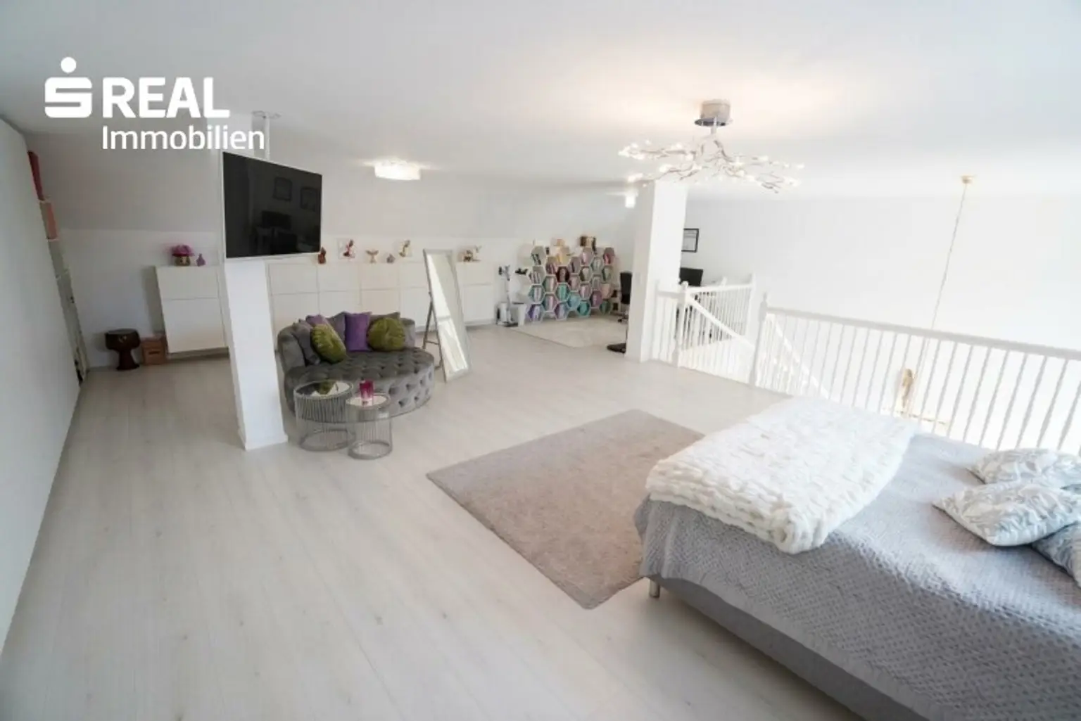 OG - Schlafzimmer 1