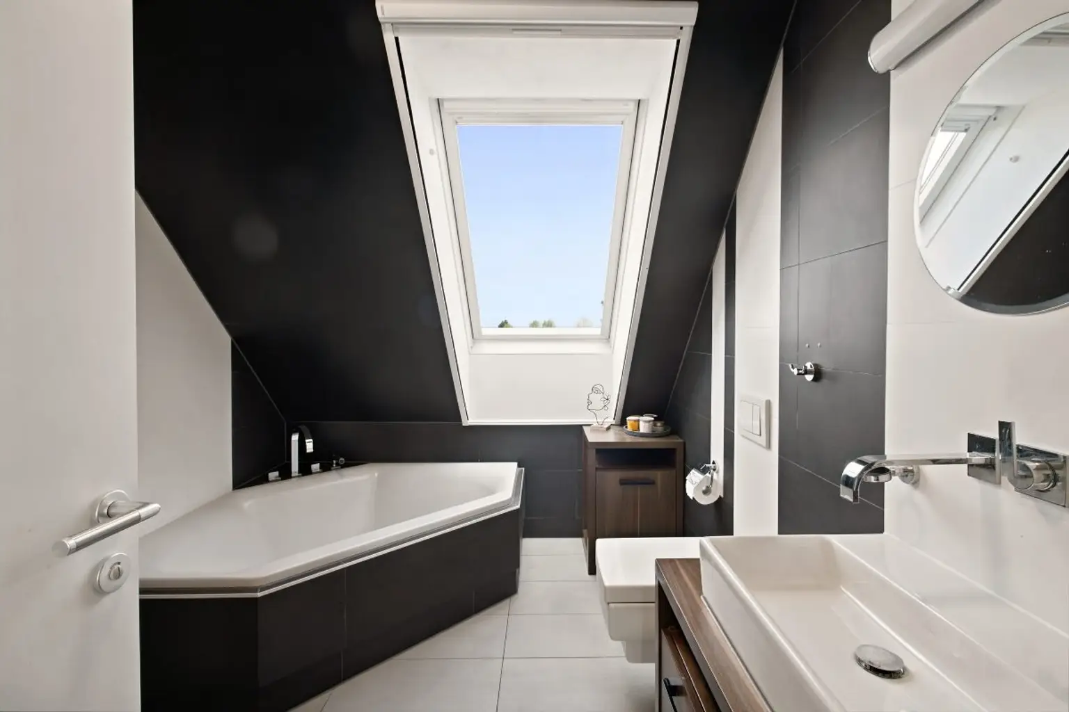 R | ++ NEU ++ Eck-Reihenhaus mit Garten, Terrassen & ZWEI Stellplätzen | Prima Service Immobilien