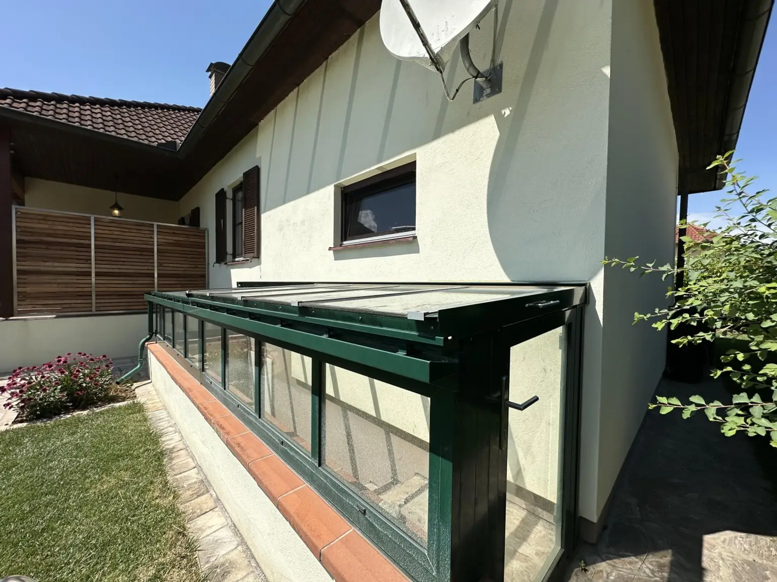 "Gepflegtes Einfamilienhaus mit Garten-Oase"