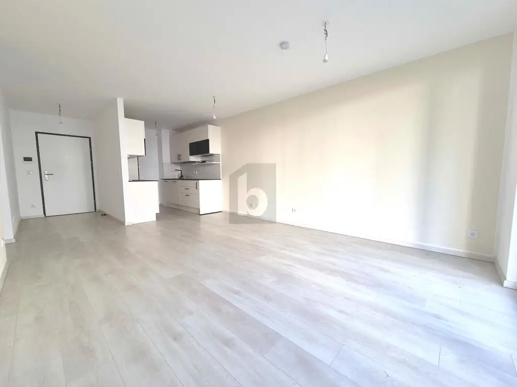 GRÜNE STADTOASE - EXKLUSIVES WOHNERLEBNIS MIT EIGENEM GARTEN