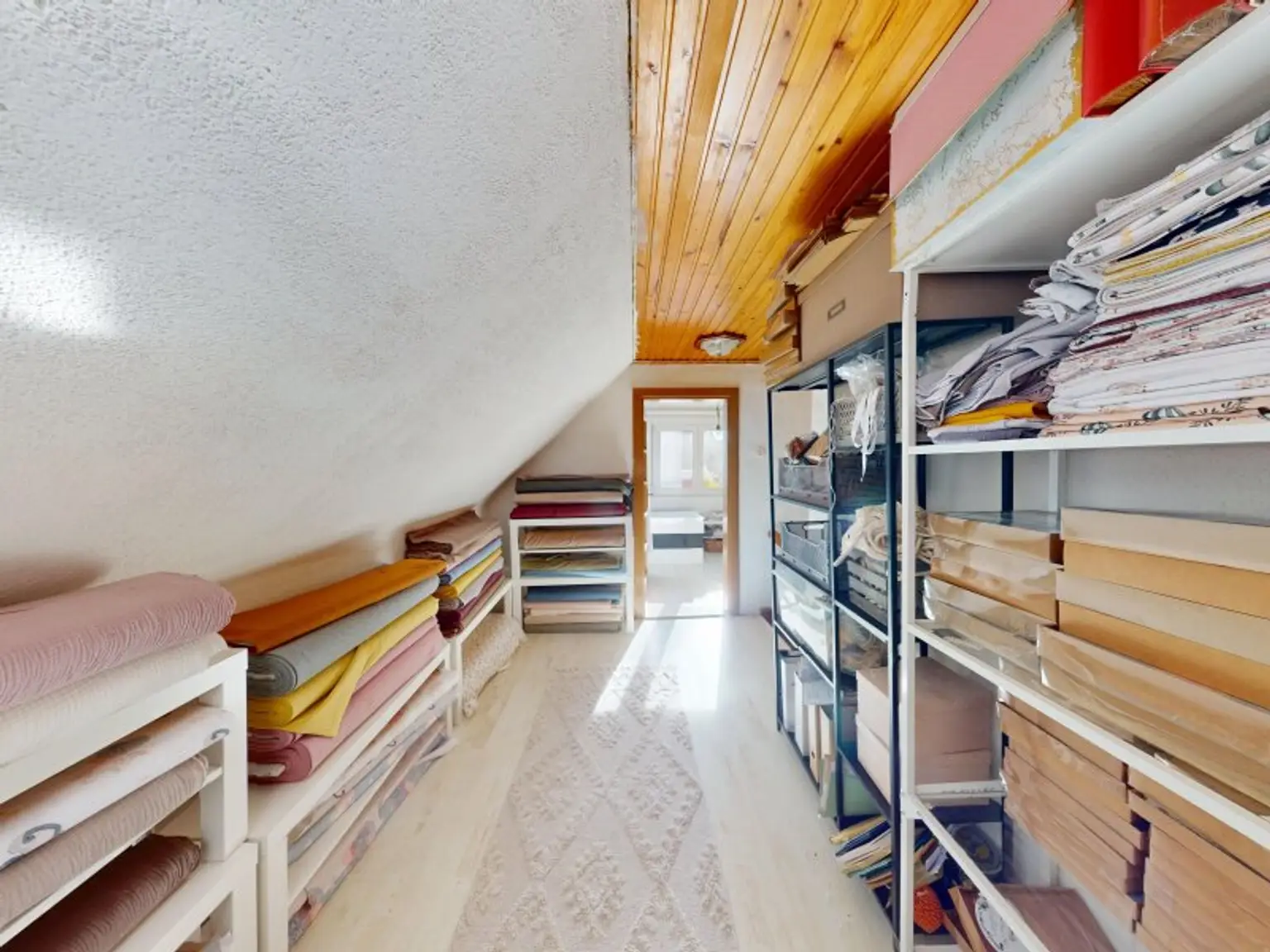 Wohnen mit Anhang: Wunderbares 4-Zimmer-Einfamilienhaus und gemütliches Zweithaus auf einem Grundstück! Fußnähe U1 Leopoldau!