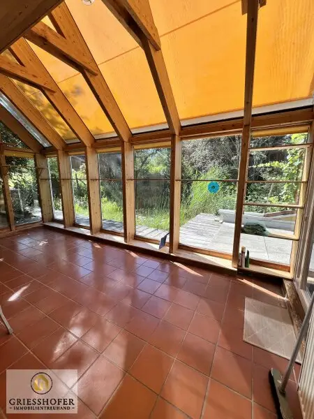 Photovoltaik und Solaranlage! Alles vorhanden und noch dazu ein wunderschönes neues Zuhause das auf Sie wartet belebt zu werden!