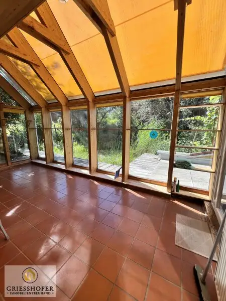 Photovoltaik und Solaranlage! Alles vorhanden und noch dazu ein wunderschönes neues Zuhause das auf Sie wartet belebt zu werden!