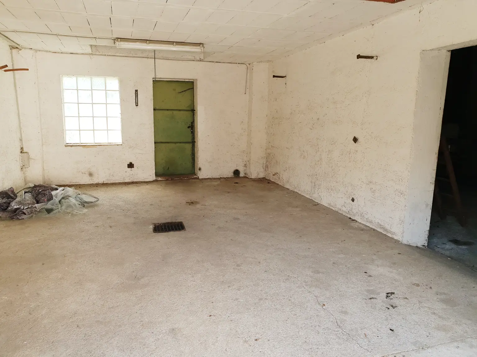 Bauernhaus mit zwei Wohneinheiten + Nebengebäude!