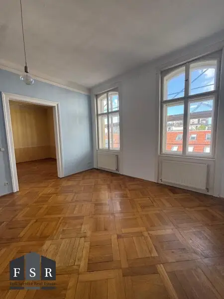 (derzeit) 4 Zimmer-Wohnung in wunderschönem, denkmalgeschütztem Gründerzeithaus nahe Belvedere - Gestalten Sie gerne Ihren eigene Wohnung