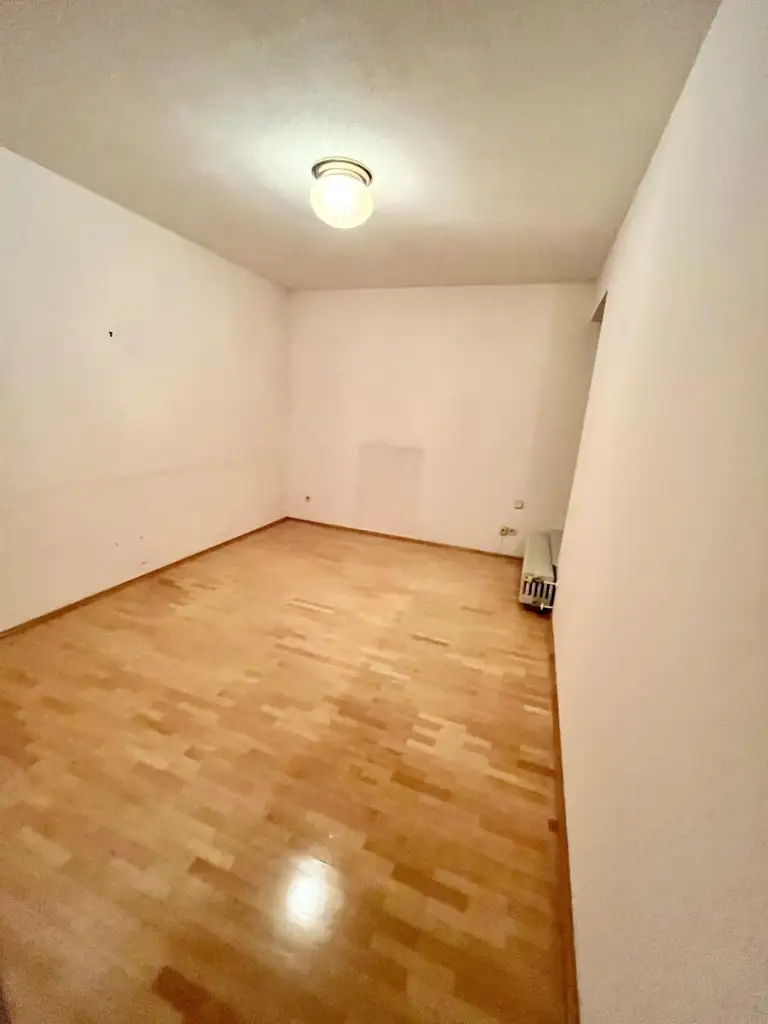 TOP LAGE GEIDORF: Barrierefreie 4 Zimmer Wohnung mit Balkon + Tiefgarage