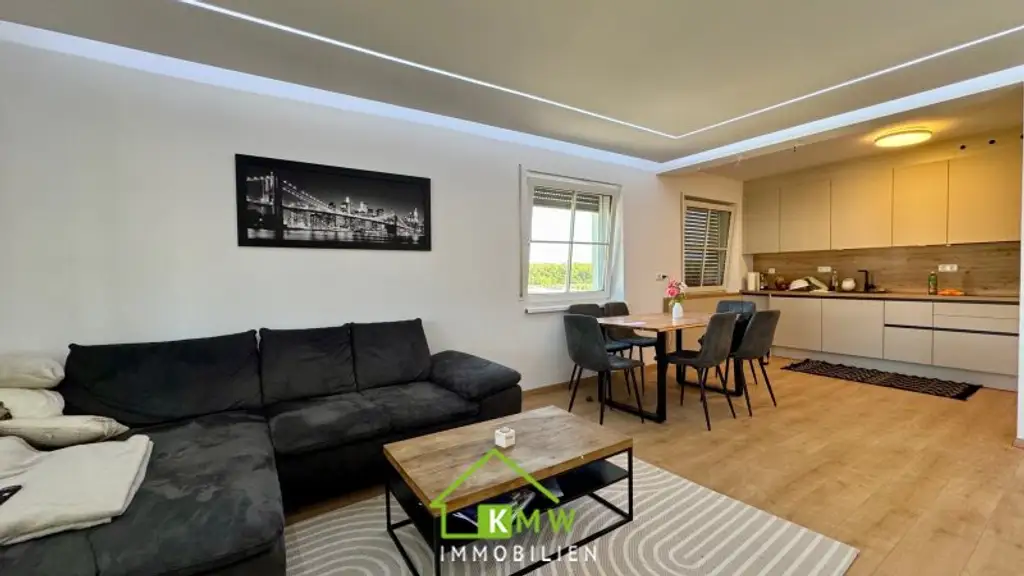 Grünblick: 3 Zimmer Eigentumswohnung mit Loggia in Ruhelage