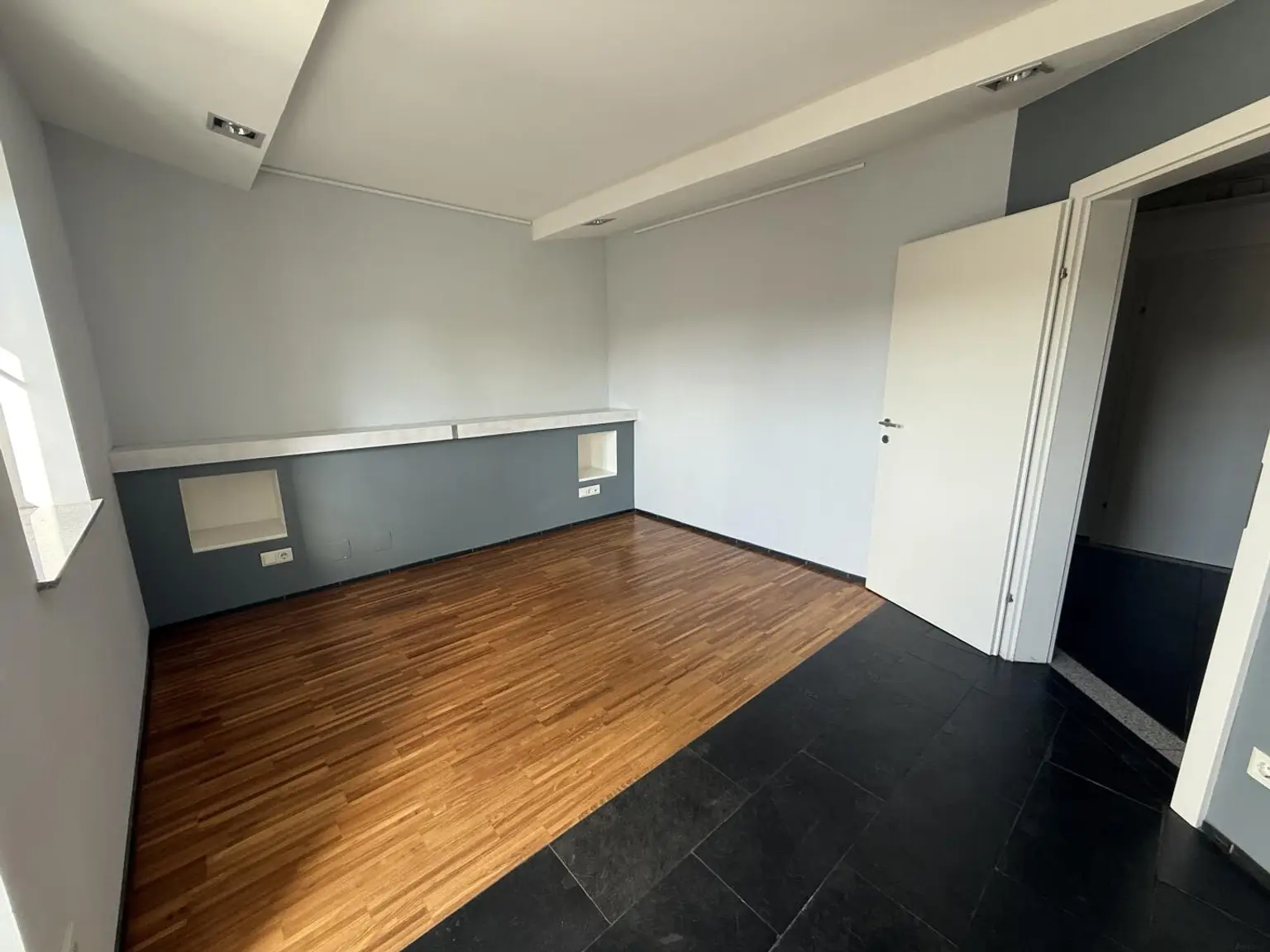 Provisionsfrei!! Großzügige Eigentumswohnung mit Garten, Terrasse & 2 Garagen in Gratwein-Straßengel