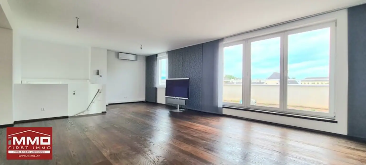 PENTHOUSE IM ZENTRUM VON KORNEUBURG MIT EINZIGARTIGER DACHTERRASSE UND 2 KFZ-STELLPLÄTZEN