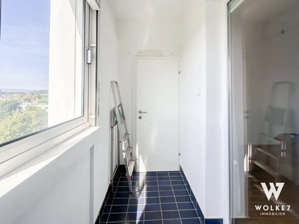 Gepflegte Neubauwohnung mit West-Balkon und Garage
