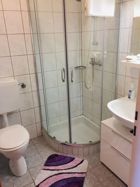 Schöne , möblierte , kleine Mietwohnung