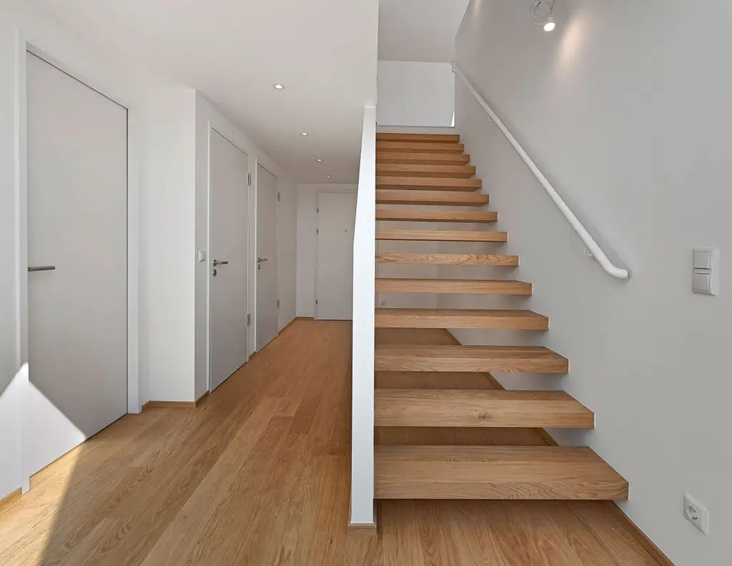 THE TEMPTATION - Traumhafte Maisonette Wohnung mit Terasse & Balkon - 3 Zimmer