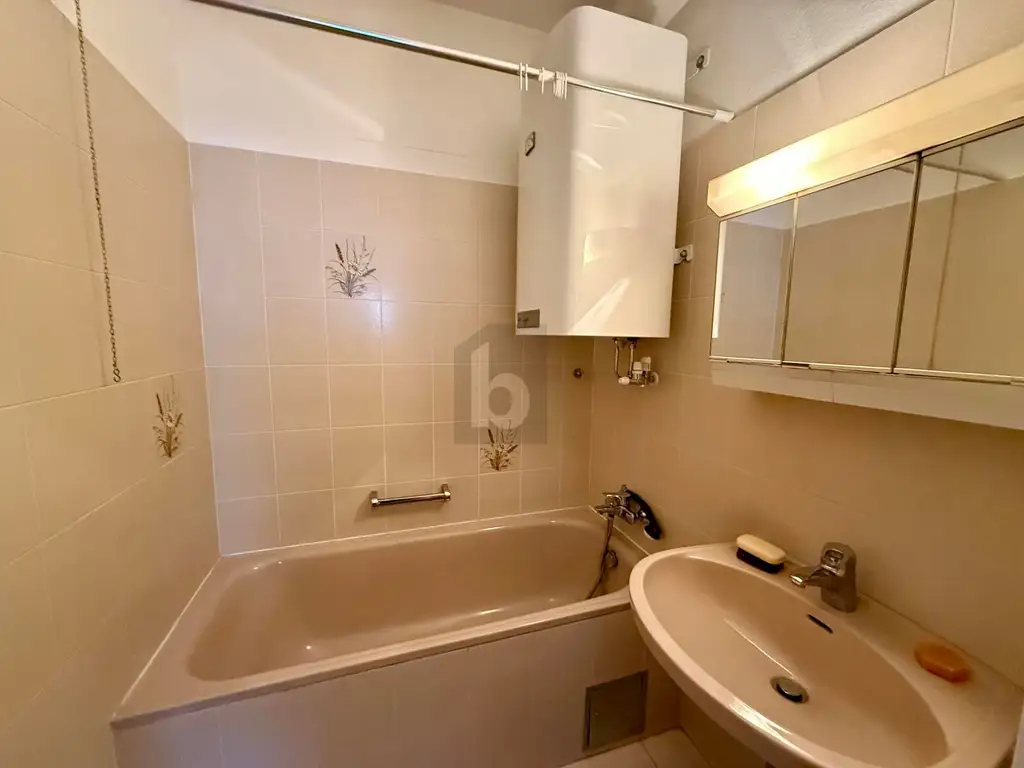 MIT BLICK IN DIE NATUR & ZENTRUMSNAHE