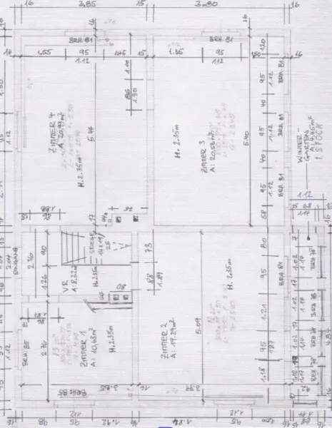 Wohnhaus nähe Warmbad/Villach: 200m² mit Balkon, Terrasse & Garagen!