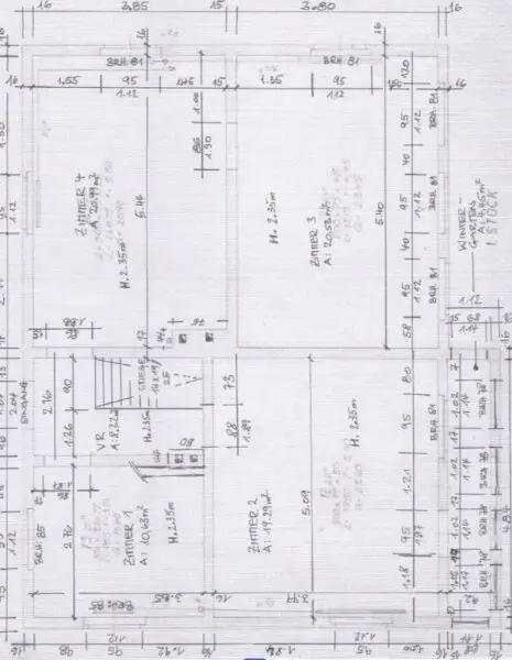 Wohnhaus nähe Warmbad/Villach: 200m² mit Balkon, Terrasse & Garagen!