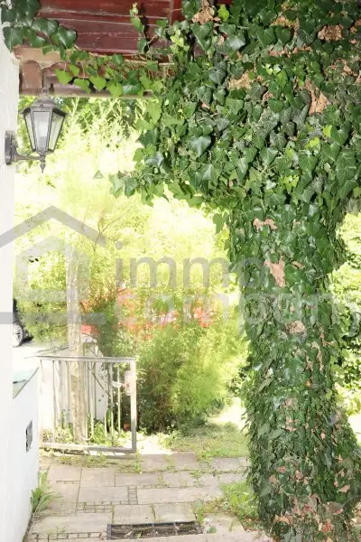 Take it change it or leave it - Einfamilienhaus mit großem Garten in der Alten Burgau !!!