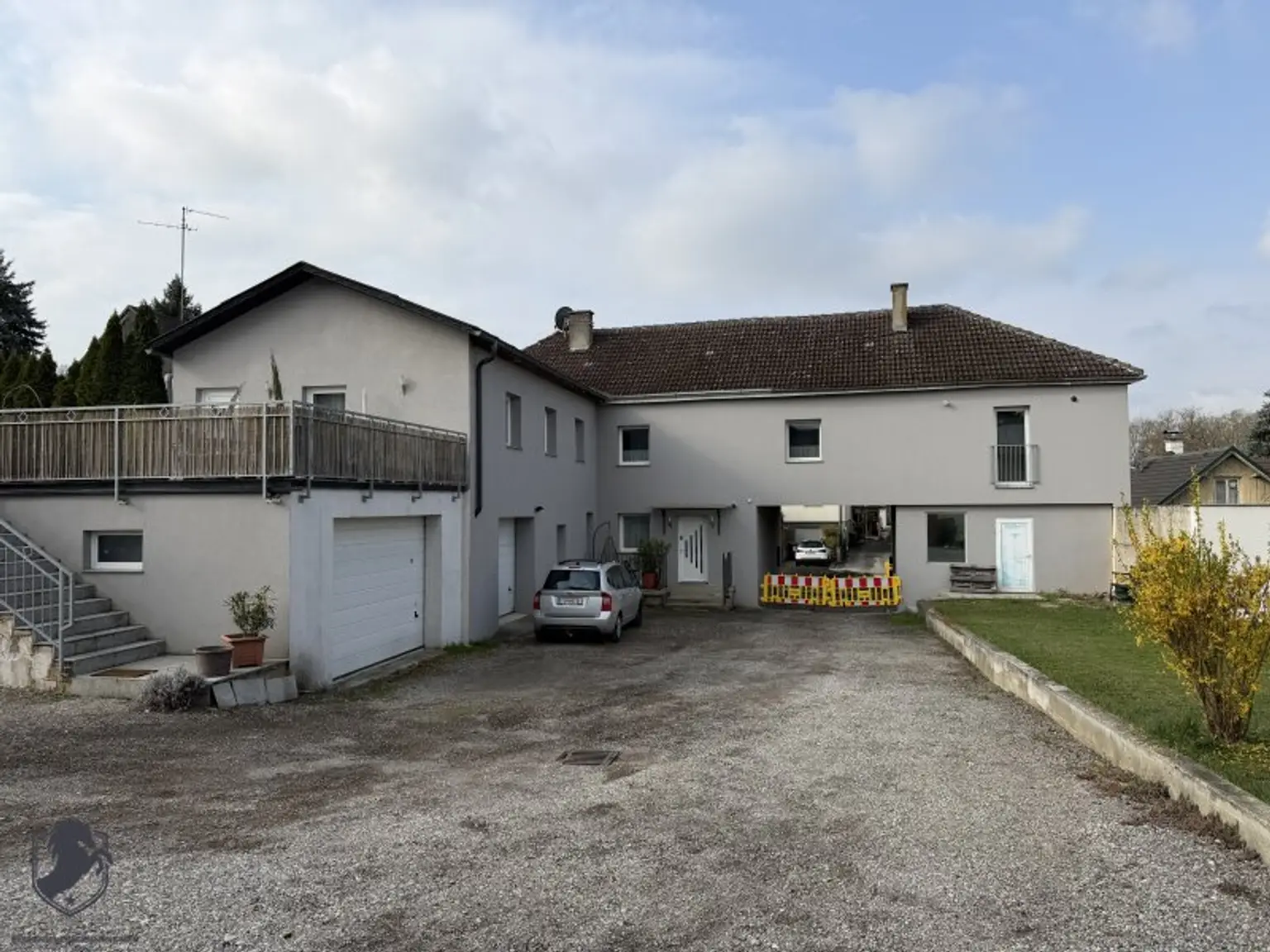 Wohnen & Arbeiten vereint! Bewilligte Halle (965 m²) + Wohnhaus auf 3.700 m² Grundstück