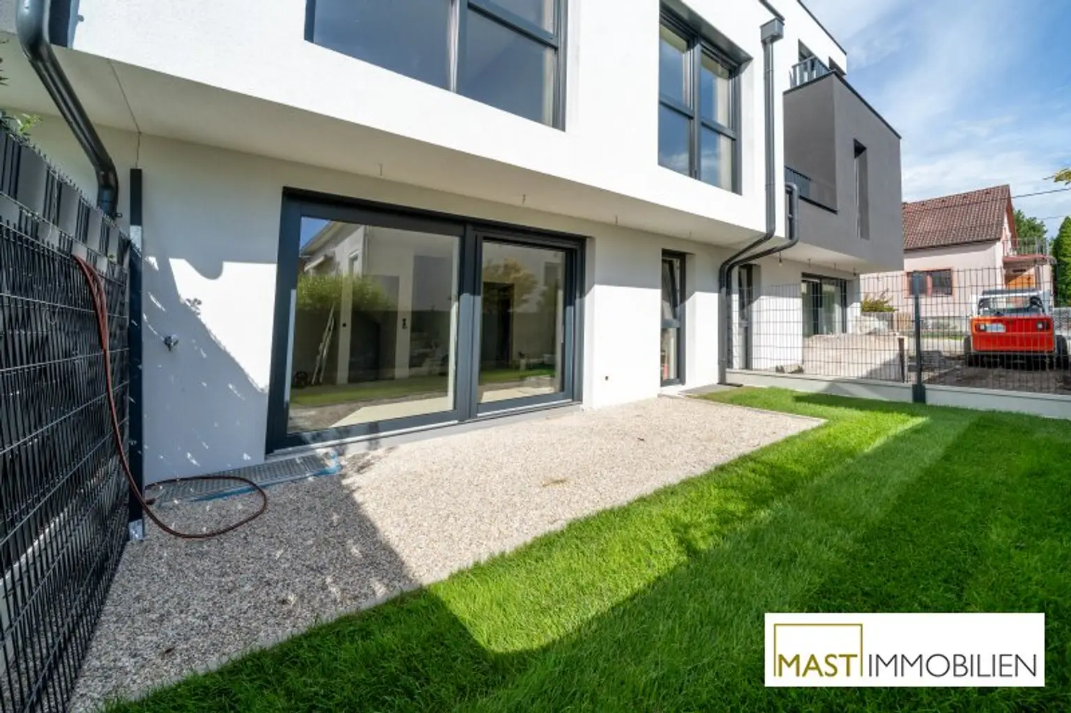 4 Etagen Wohnkomfort! Attraktives Reihenhaus mit Garten, 2 Terrassen & traumhaftem Ausblick – in ruhiger Lage im 22. Bezirk