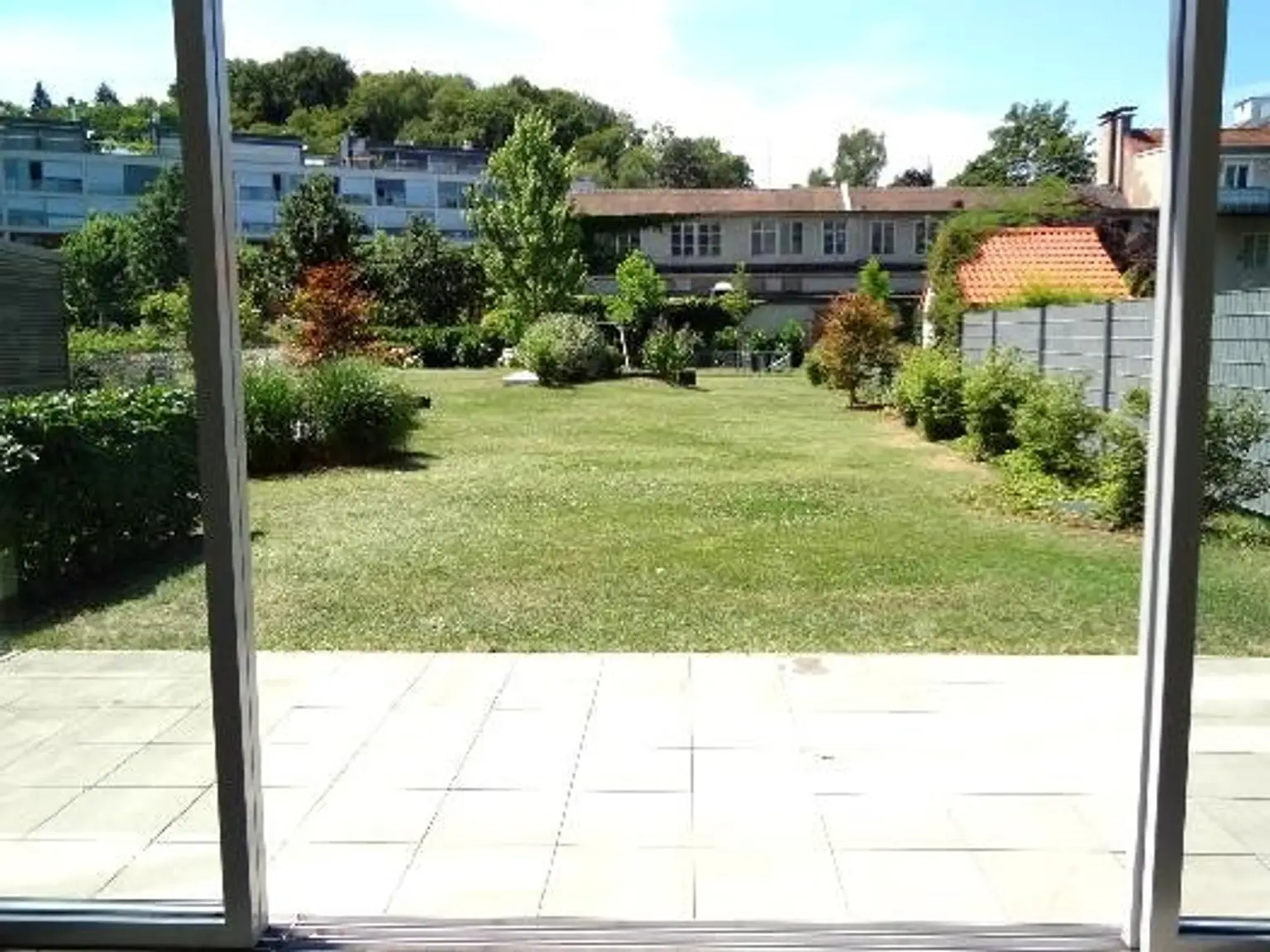 Domviertel: Wohnung mit Wintergarten, Garten und Terrasse! Tiefgaragenplatz möglich!