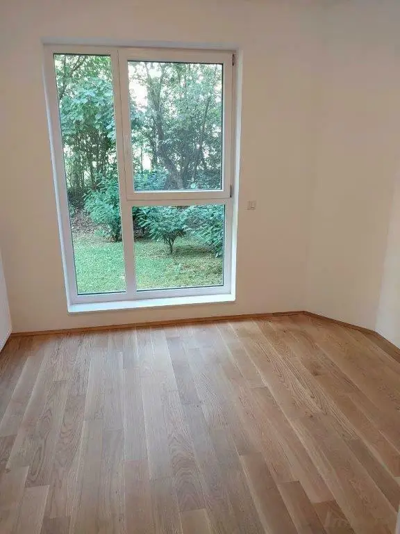 Großzügige 5-Zimmer-Gartenwohnung mit Tiefgaragenplatz in Villenviertel zwischen UNI und LKH - Nähe Hilmteich ab sofort zu vermieten!