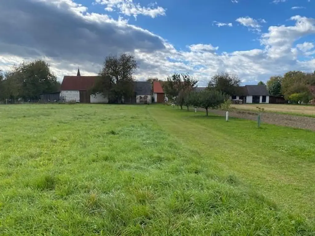 Gepflegtes Haus mit Nebengebäude, Stadl, Garten & Ackerfläche im Südburgenland!