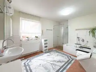 Badezimmer EG