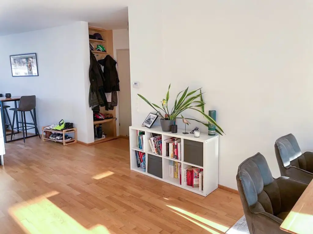 Gepflegte Dachgeschoßwohnung nahe Wilhelminenberg
