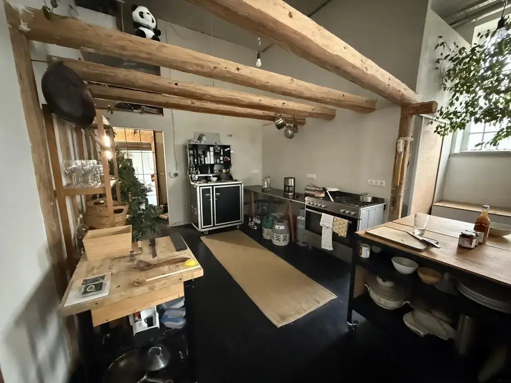 Loft ähnliche Wohnung ab 01.01.2026