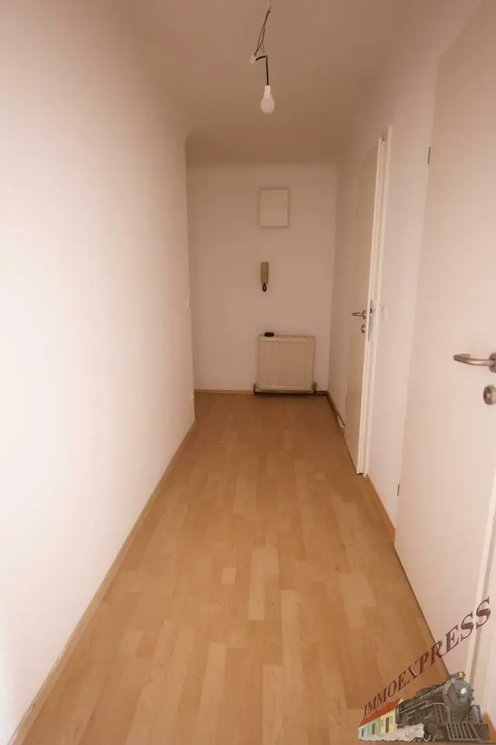 2 Zimmerwohnung im Zentrum Schwechats zu vermieten  - Grünruhelage