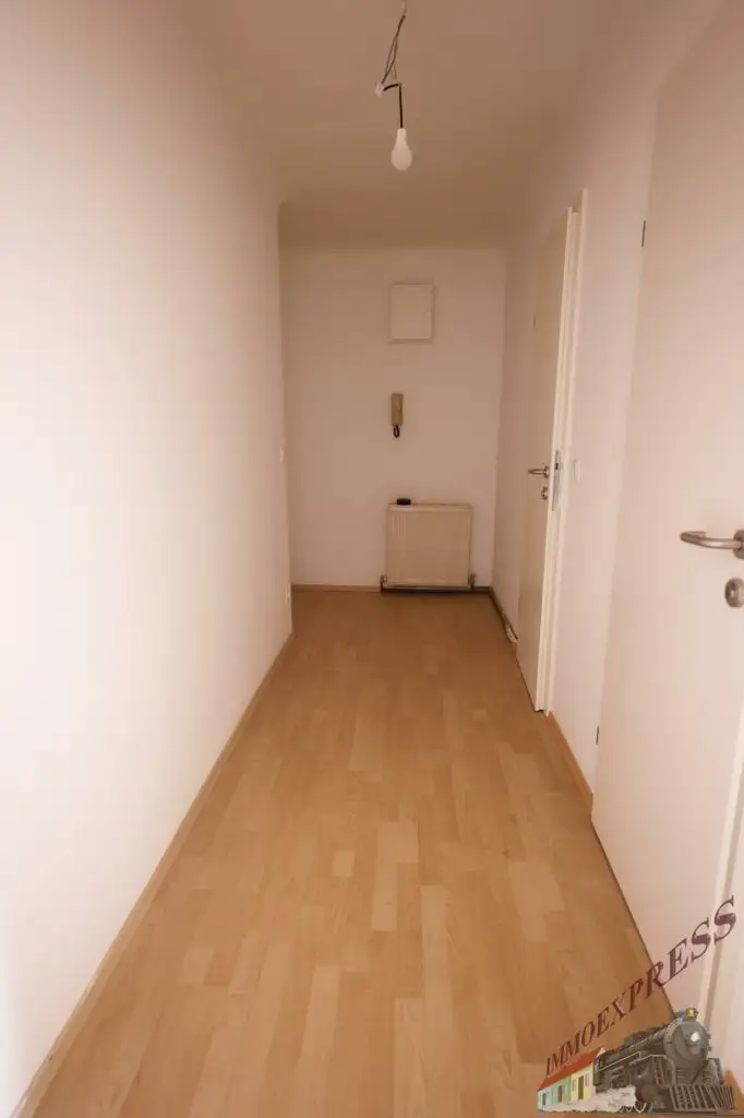 2 Zimmerwohnung im Zentrum Schwechats zu vermieten  - Grünruhelage