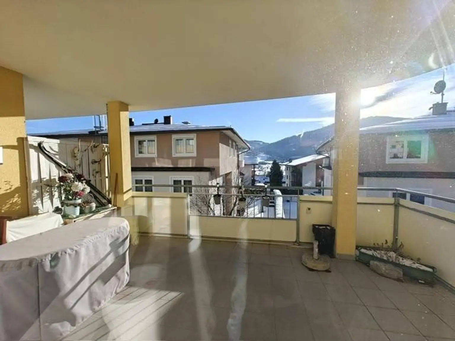 3-Zimmer-Wohnung mit Südterrasse in Toplage