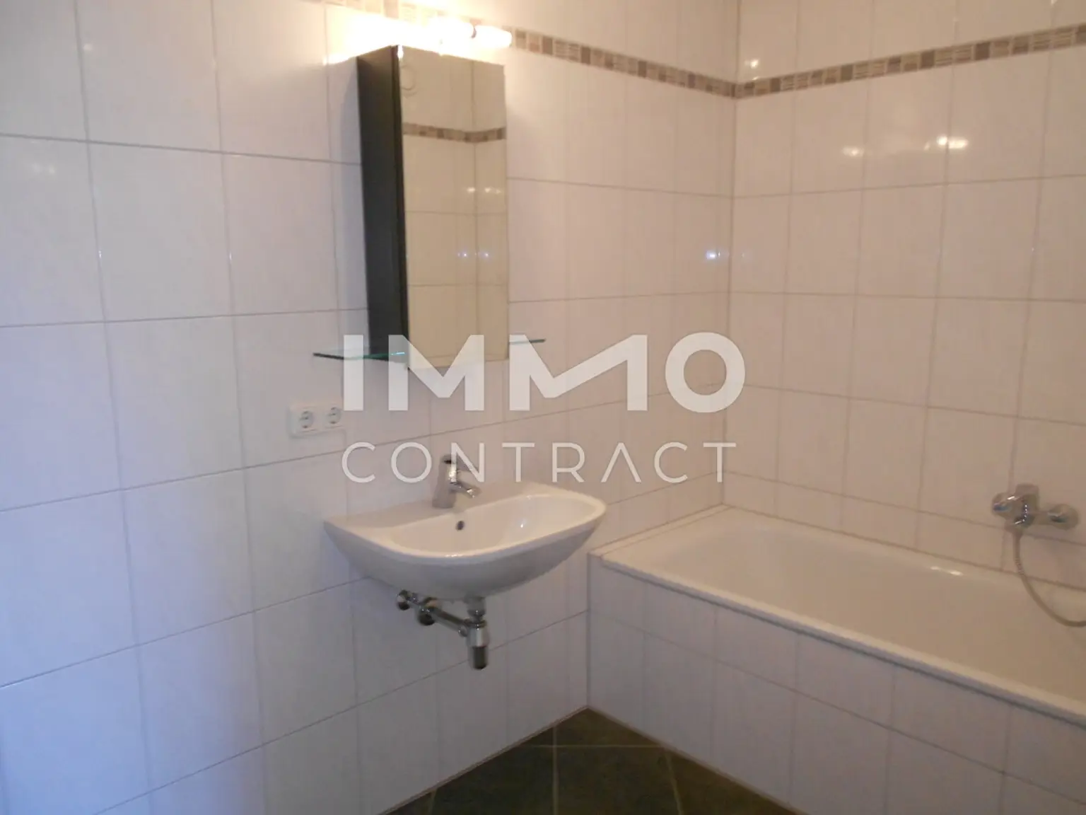 Ideale 2-Zimmer-Wohnung mit großem Balkon zu vermieten - Bürgerstraße 8 - Top 12