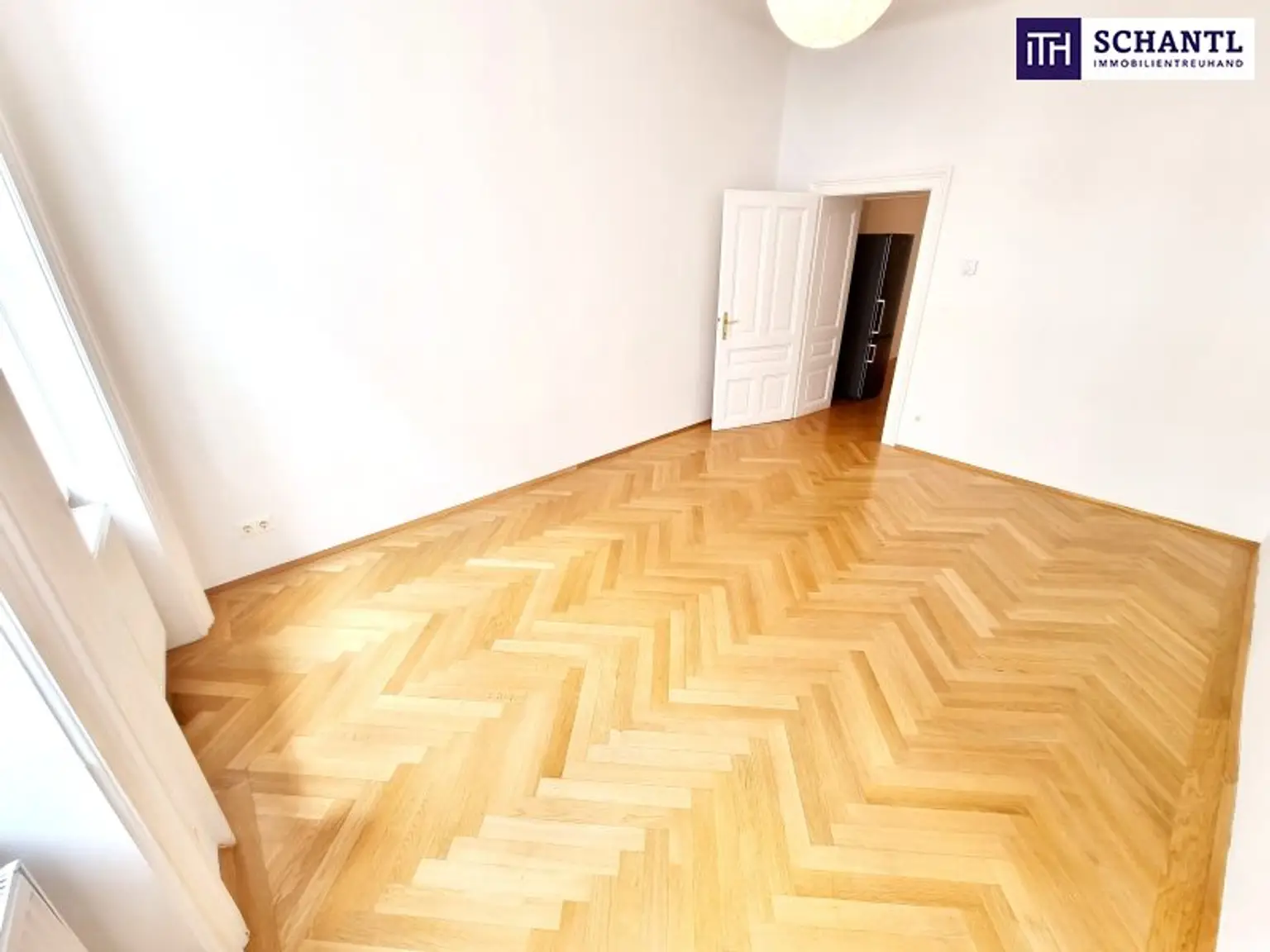 Anschauen und einziehen! Entzückende Altbauwohnung in ruhiger Seitengasse! Tolle Raumaufteilung + Loggia möglich + Perfekte Infrastruktur! Jetzt zugreifen!