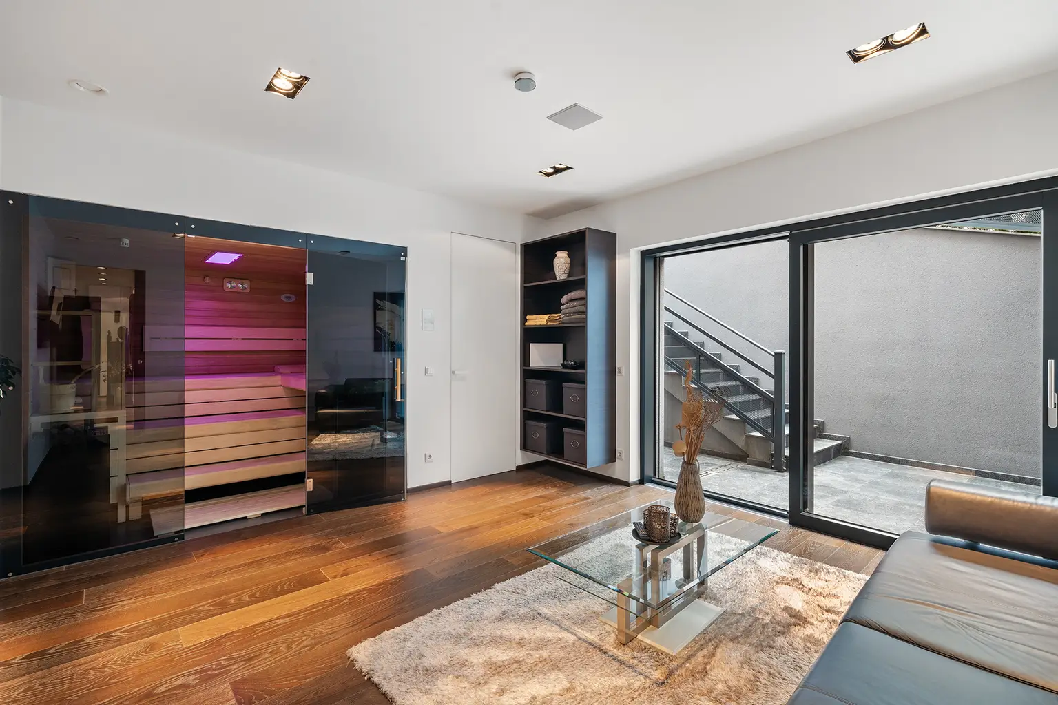 Energieeffiziente Villa mit Pool & unverbaubarem Waldblick