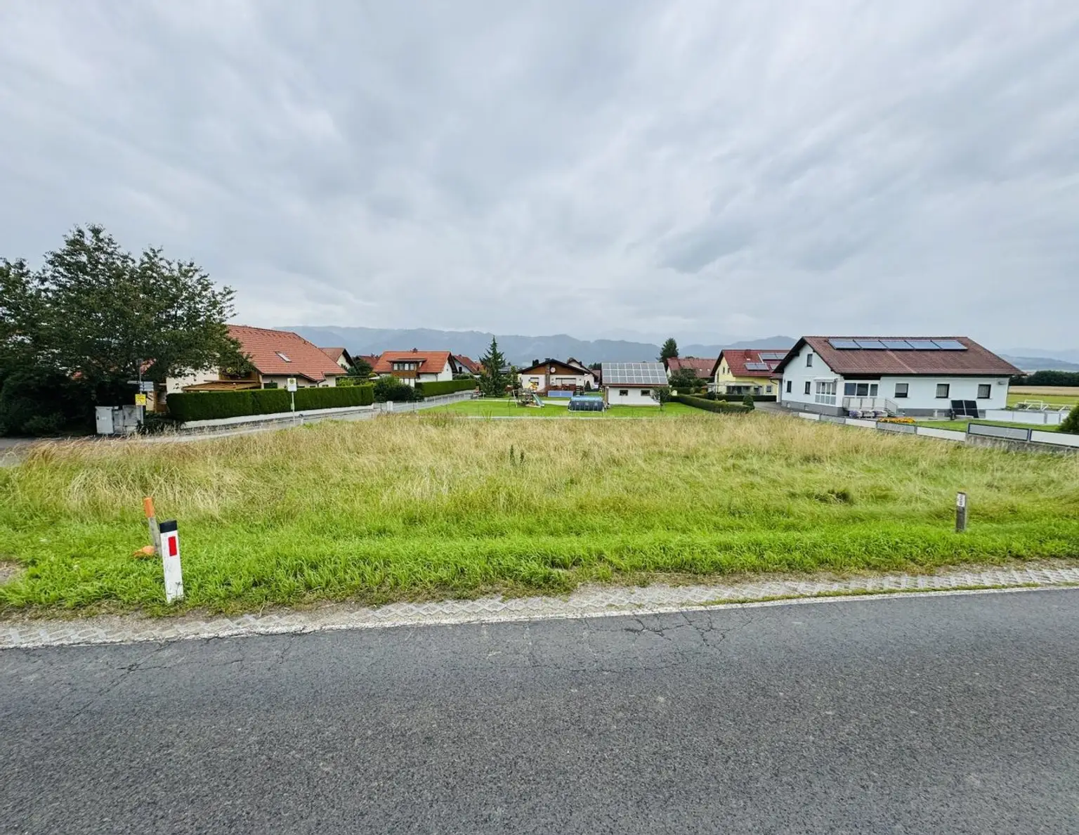Weißkirchen: Baugrundstück in Siedlungslage - Möbersdorfsiedlung