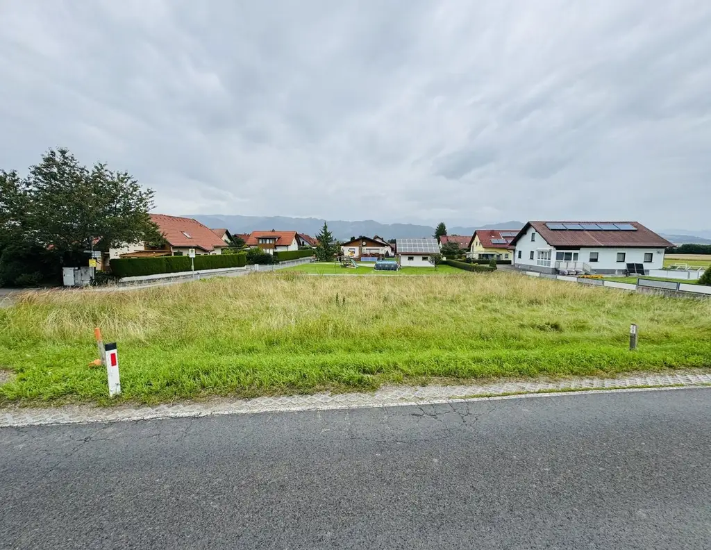 Weißkirchen: Baugrundstück in Siedlungslage - Möbersdorfsiedlung